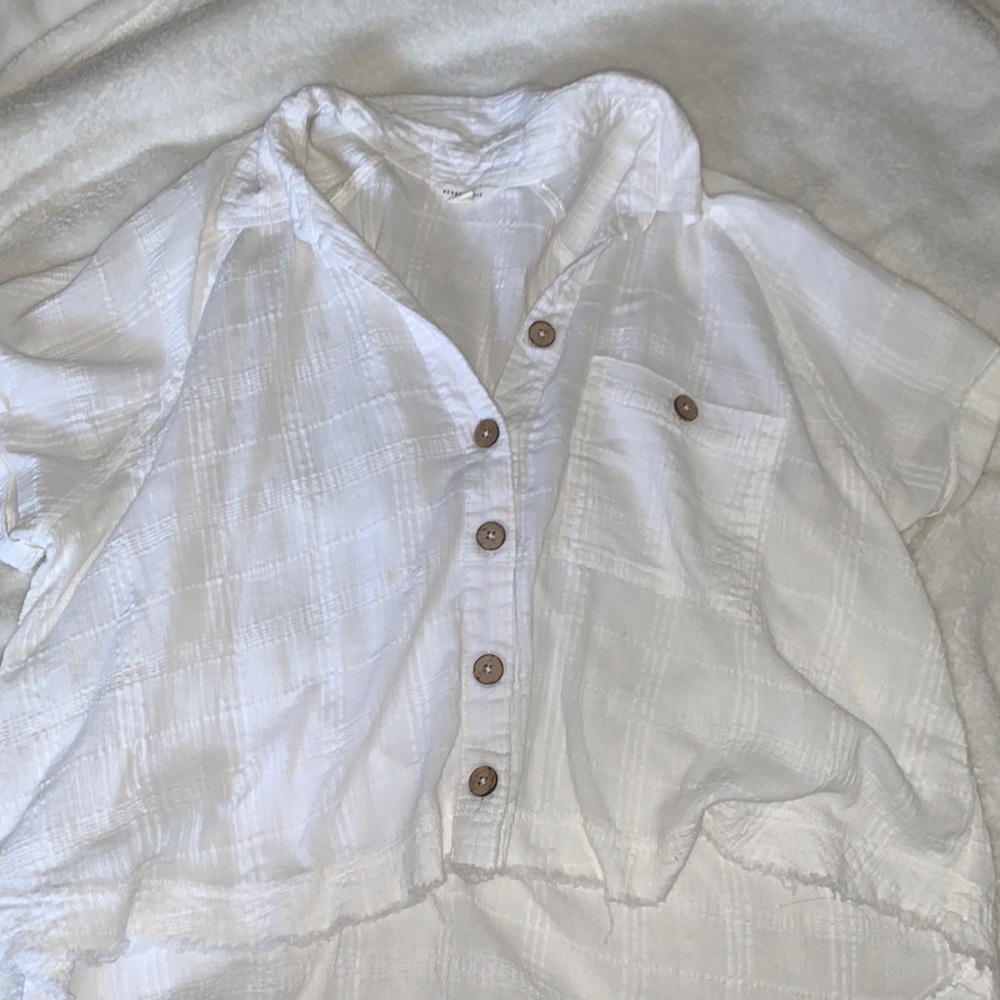 Aeropostale buttoned down blouse